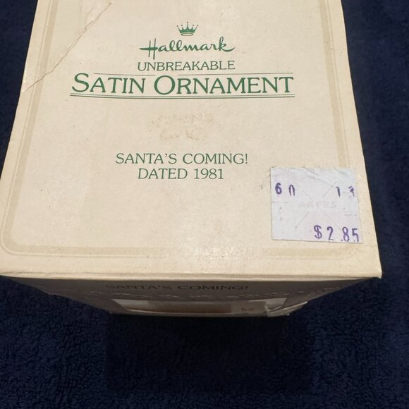 1981 Hallmark “Santa’s Coming” Satin Ball Ornament – In Original Box - Picture 2 of 3